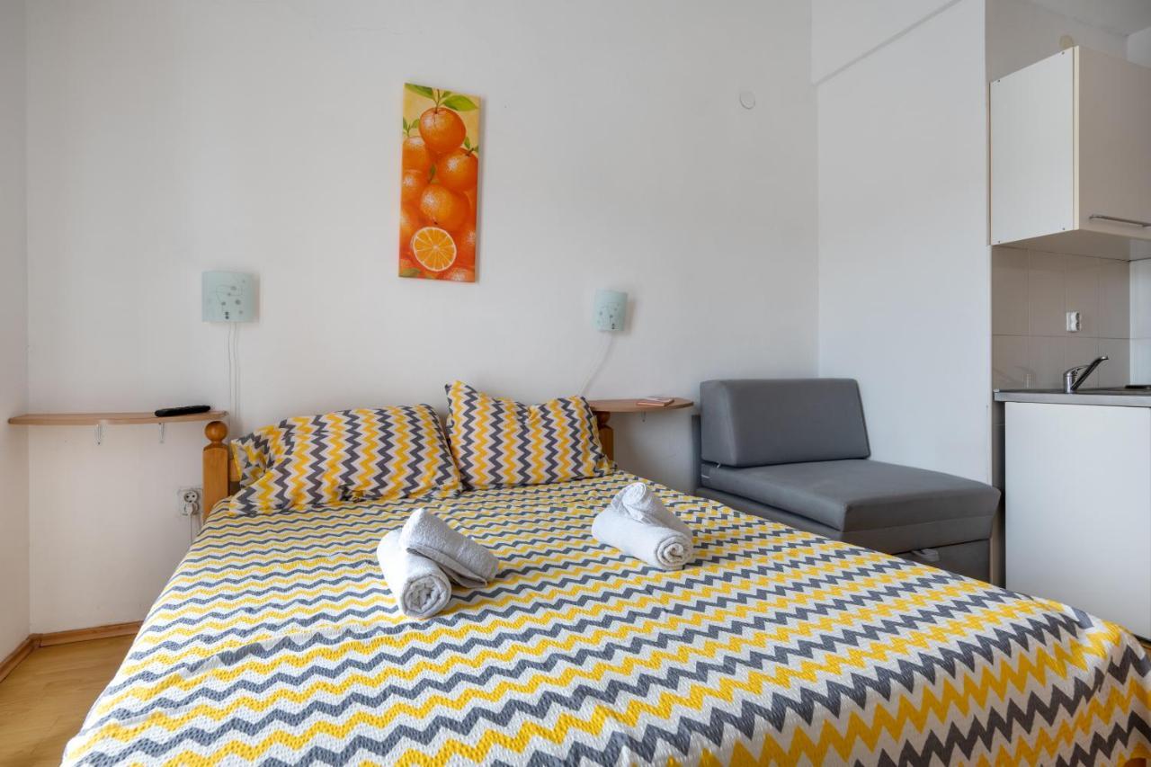 נאום Apartments In חדר תמונה