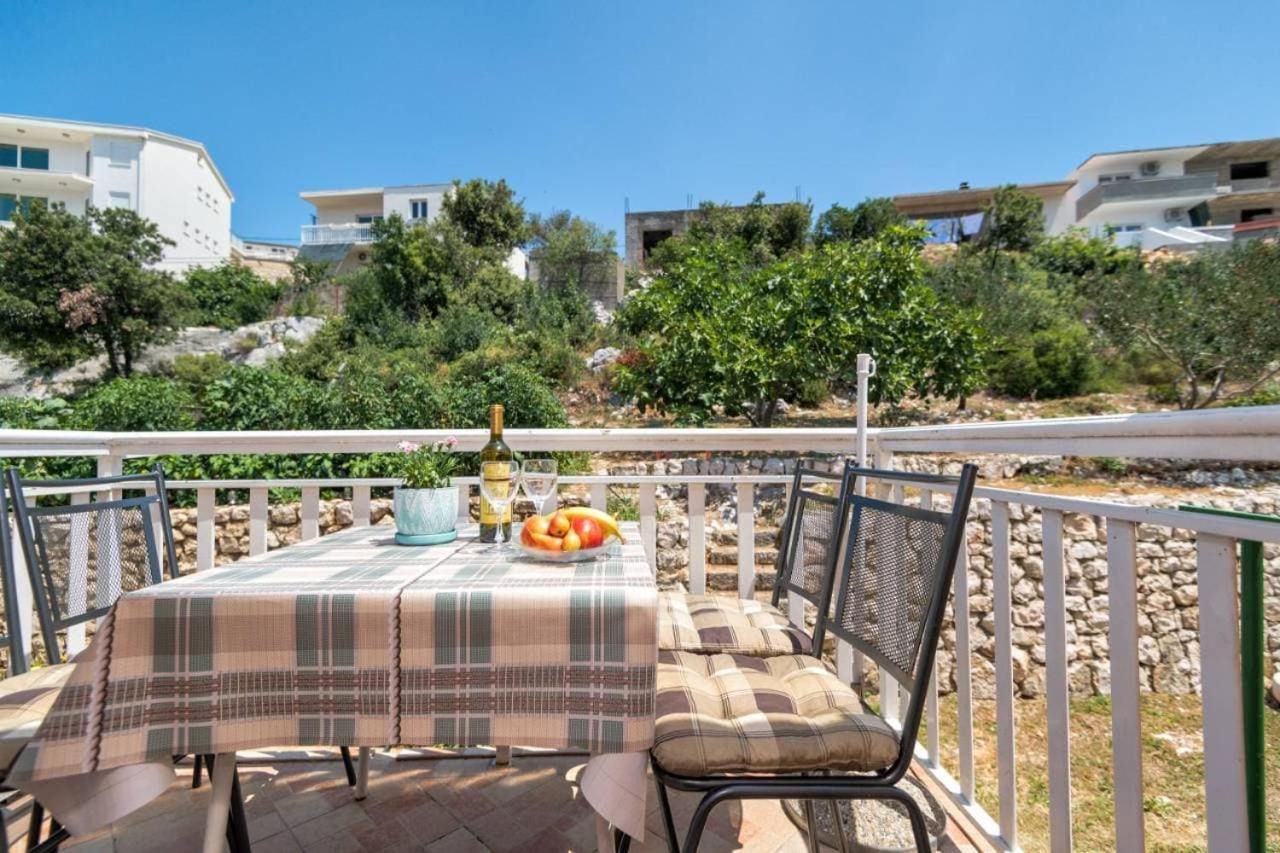 נאום Apartments In מראה חיצוני תמונה