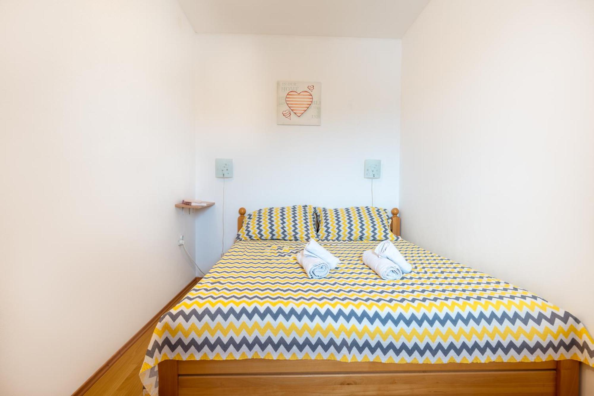 נאום Apartments In חדר תמונה