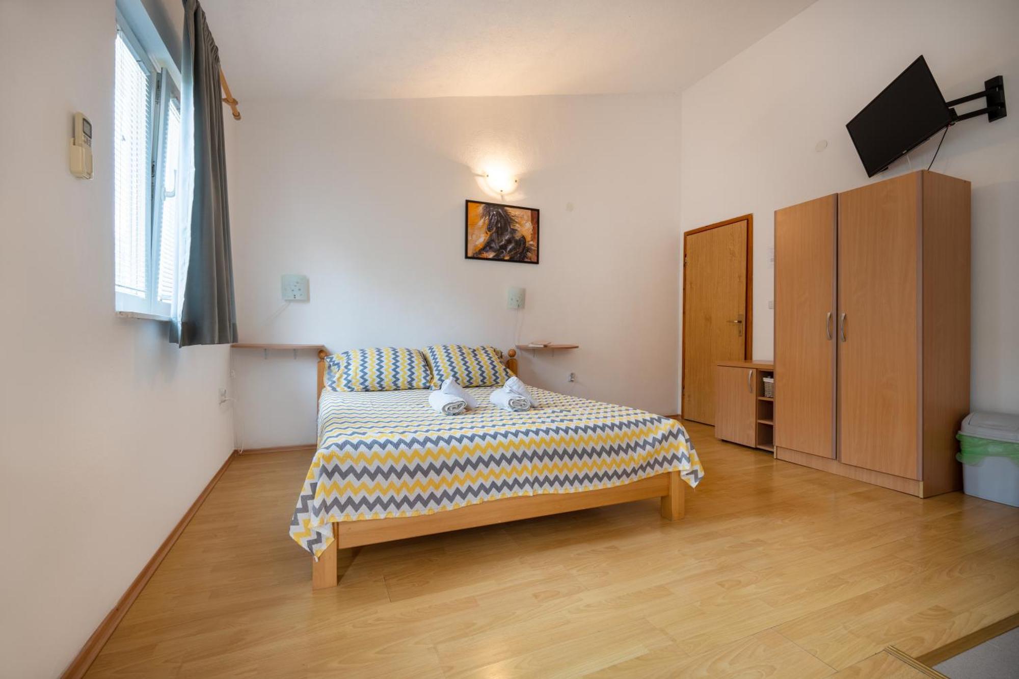 נאום Apartments In חדר תמונה